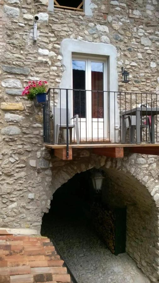 Casa Nel Borgo - Il Picchio Apartment Tremosine Luaran gambar