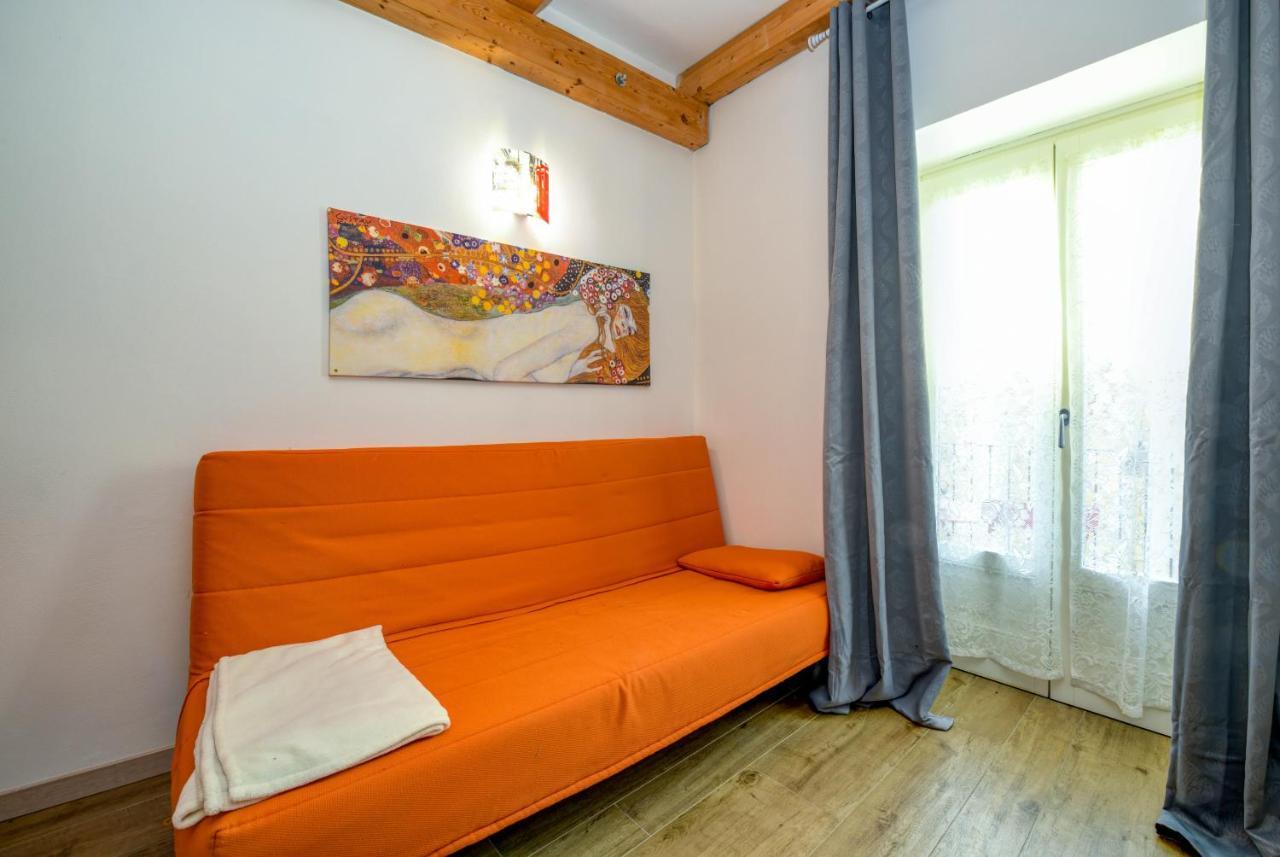 Casa Nel Borgo - Il Picchio Apartment Tremosine Luaran gambar