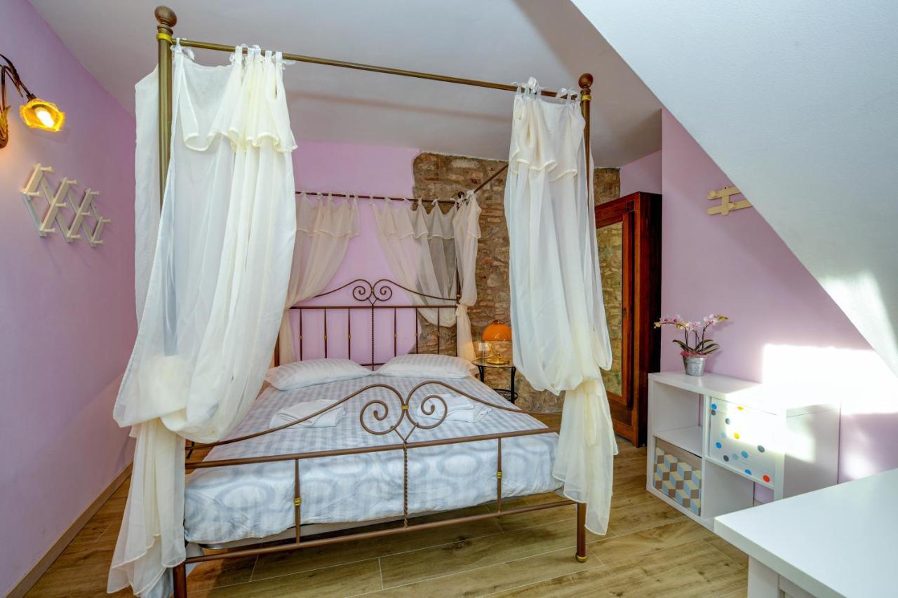 Casa Nel Borgo - Il Picchio Apartment Tremosine Luaran gambar